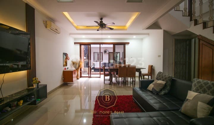 Dijual Rumah 2 Lantai Siap Huni Jl. Malabar , Guntur, Jakarta Selatan