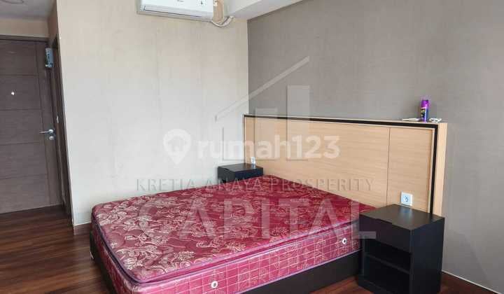 Affordable Studio Unit with City View of Bandung at Sudirman Suites Apartment