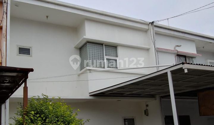 Dijual Cepat Butuh Uang Rumah di Cipedes 2 lantai