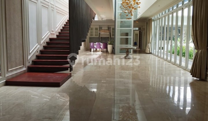 Dijual Rumah Mewah Batununggal