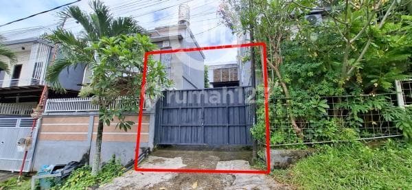 Maintained Warehouse At Ubung Kaja, Good Acces And Located In Bussy Business Area, Close To Main Road Of Cargo Permai And West Gatot Subroto