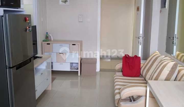 Apartemen Parahyangan Residences 2 Kamar Tidur Bagus Furnished