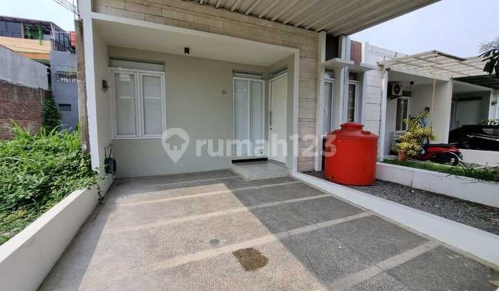 House in Taman Kopo Indah with Good SHM near Soroja Toll Road