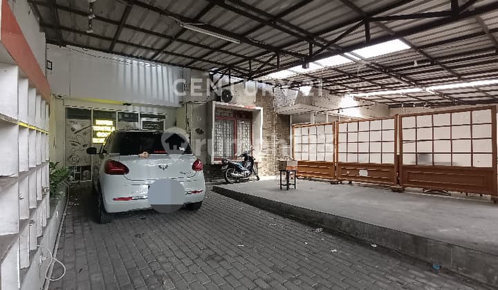 For Sale Beautiful and Spacious House in Sayap Jendral Sudirman Bandung