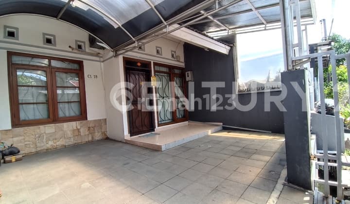 Rumah Siap Huni Di Taman Kopo Indah 3 Dekat Borma