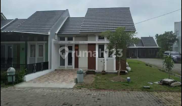 Disewakan Rumah Murah 5 Menit Ke Stasiun Kereta Parung Panjang