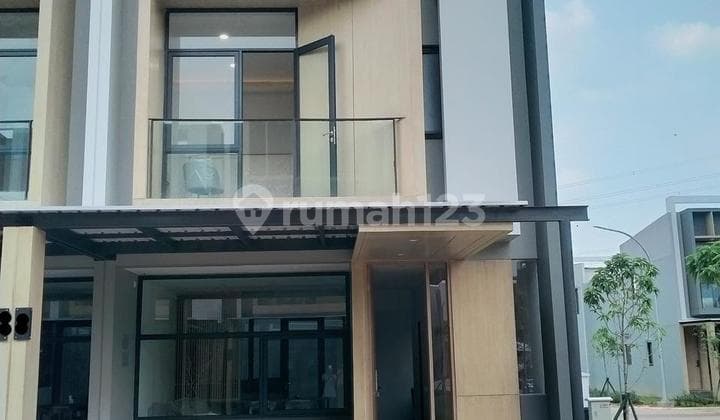 Rumah Tanakayu Cluster Svani Posisi Hook Hadap Selatan Lebar 6