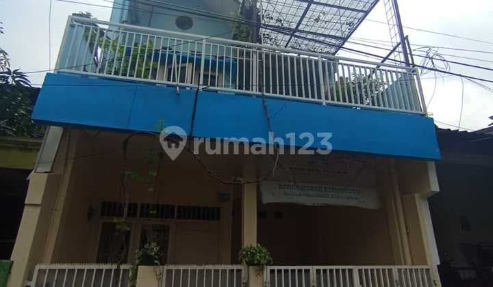 Di Jual Cepat Rumah 2 Lantai di Reni