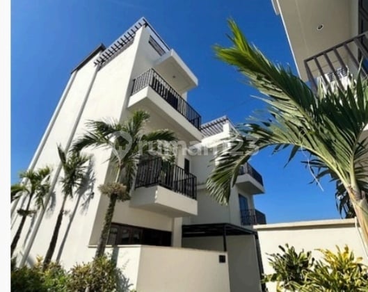 4 Bedroom Town House In Canggu