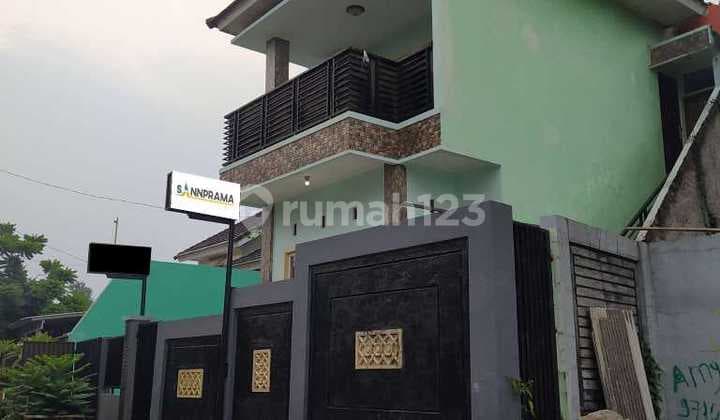 Rumah 2 Lantai SHM di Maharaja, Mampang, Depok