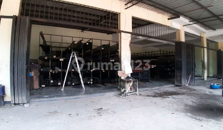 Dijual Harga Ekonomis Gudang Bonus Toko Sri Rejeki Semarang