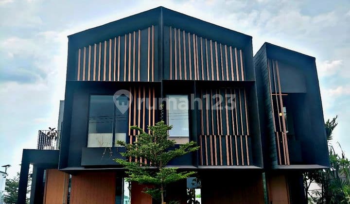 Di Jual Rumah Dua Lantai Murah Lokasi Gerbang Di Pijggir Jalan Raya Dapatkan Subsidi Uang Muka Dan Biaya Akad Kredit