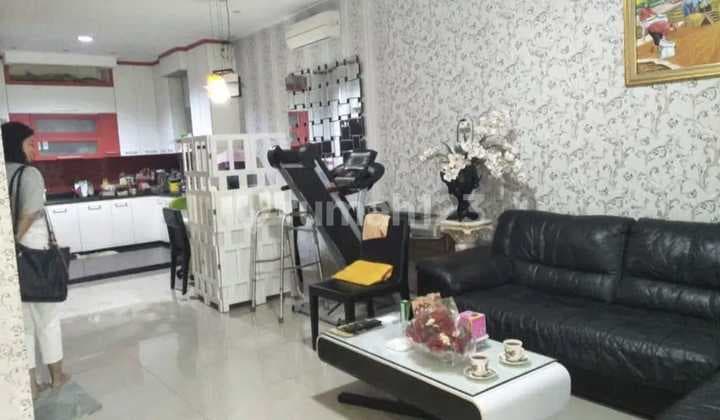 Rumah 3 Lantai di Casajardin Daan Mogot, Jakarta Barat