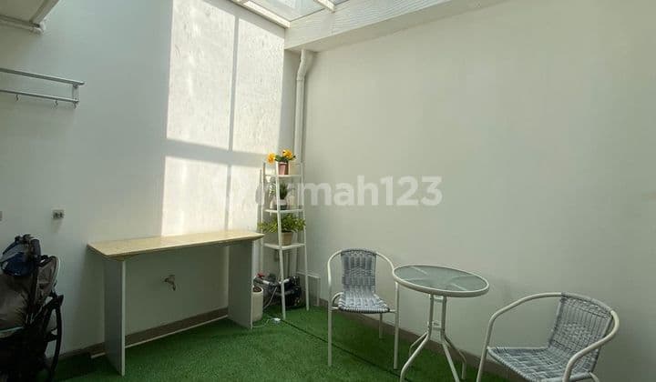Disewakan Full Furnished Baru 8*15 Riviera Metland Puri Dekat Glc