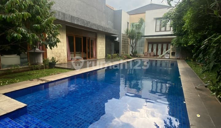 Dijual Cepat ! Rumah Luas & Asri Di Tanjung Barat Indah