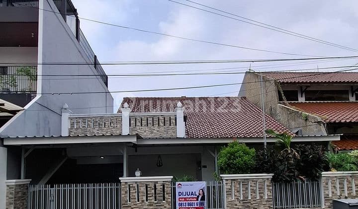 Rumah Dijual Gudang Peluru – Lingkungan Nyaman & Akses Mudah