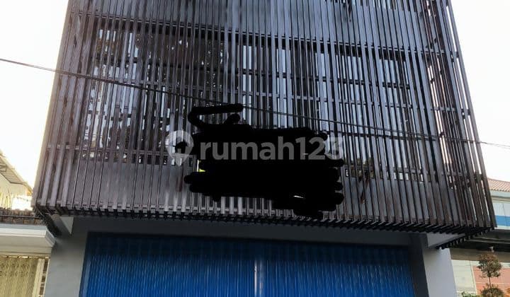 Disewakan ruko 3 Lt di Jebres Solo lb 210m Bagus