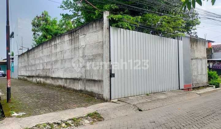 Dijual Tanahdi Perum Dolog Raya 237 M SHM