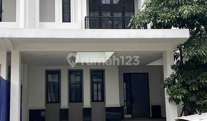 Rumah 3 Lantai Cluster Winona Full Marmer Siap Huni