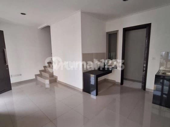 Rumah Pik2 Siap Huni Hoek Uk 6x10 Spring Garden