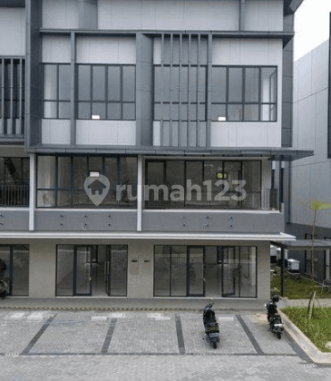 Ruko 3 Lantai Greenwich Business Park Gandeng Siap Pakai