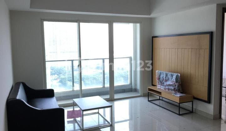Kensington Royal Suite 2 BR Ready-to-Occupy Apartment Kelapa Gading