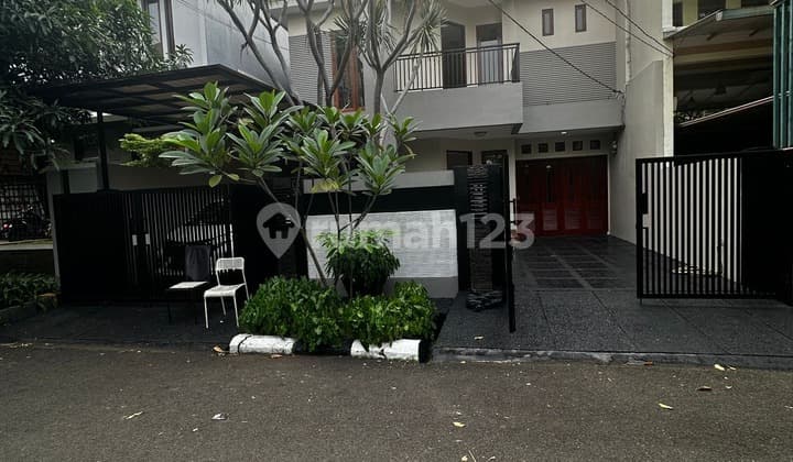 Rumah Kembang Harum Puri Indah Kembangan Jakbar 10x20
