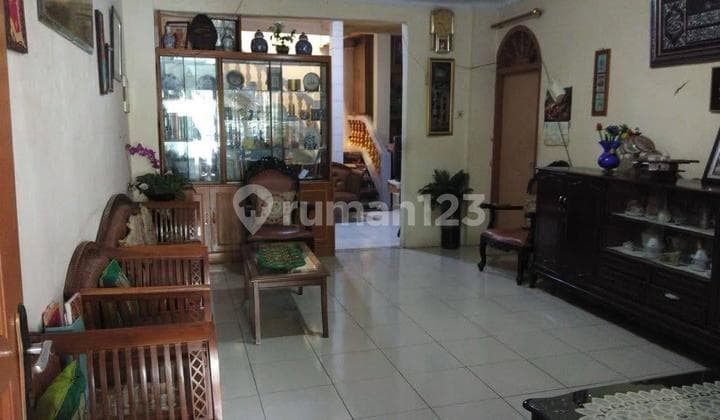 Dijual Rumah Kost Luas 17 Kamar di Jati Pulo Gadung Jaktim