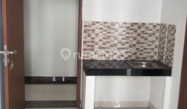 Unit Tower G, Semi Furnish, bisa Sewa Per 6 Bulan .