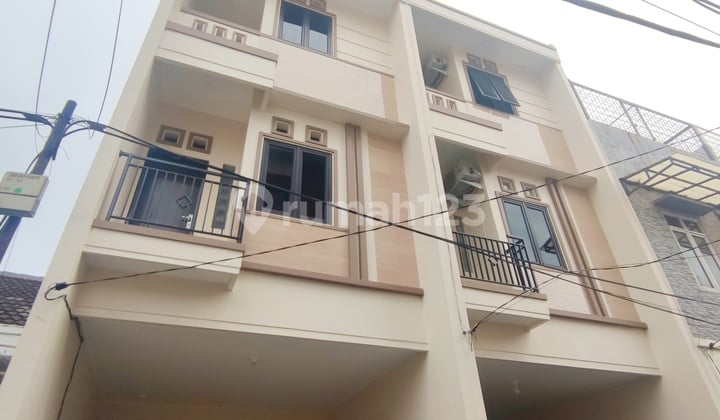Tanjung Duren House New Building Size 4x13 West Jakarta