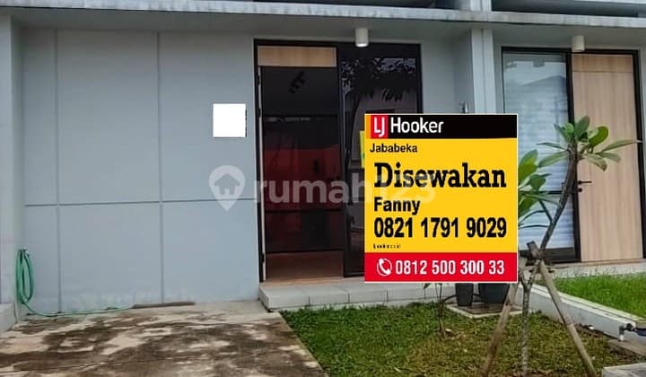 Disewakan Rumah Mewah Cluster Waterfront Riverside Boulevard