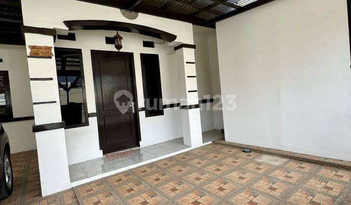 Rumah Siap Huni di Dalam Komplek