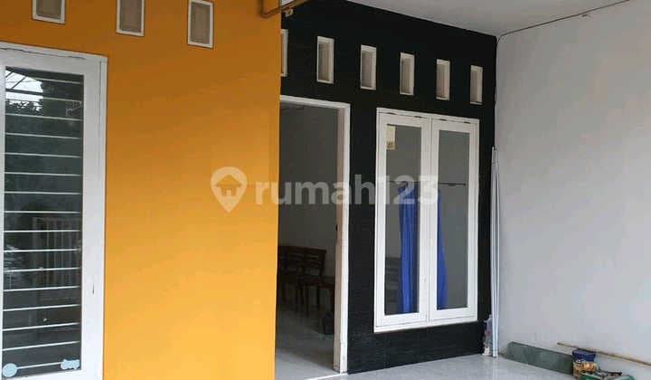 RON.A2795 RUMAH RUNGKUT PERMAI SURABAYA STRATEGIS AREA NYAMAN