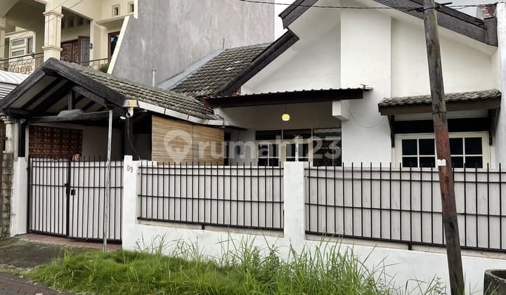 Jual Rumah Babatan Mukti dengan Gwalk Citraland, Royal Residence, Pakuwon Mall strategis