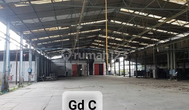 Gudang di Jalan Utama Citereup Gn Putri Bogor