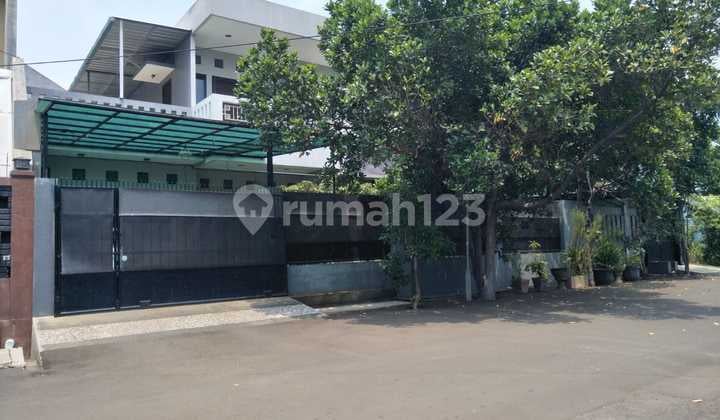 Rumah Dijual Siap Huni di Jl. Aster Indah, Bekasi