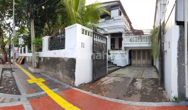 Dijual Rumah Huni 2 Lantai di Jalan Tebet Timur Raya