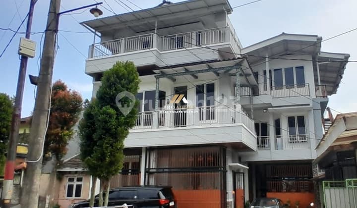For Sale 3-Storey Residential House in Villa Mutiara Lido, Cigombong