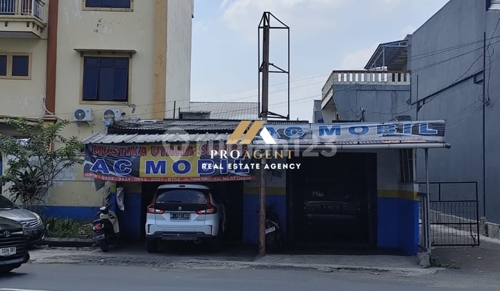 Dijual 2 Kios dan 1 Rumah Tinggal di Jalan Tole Iskandar - Depok