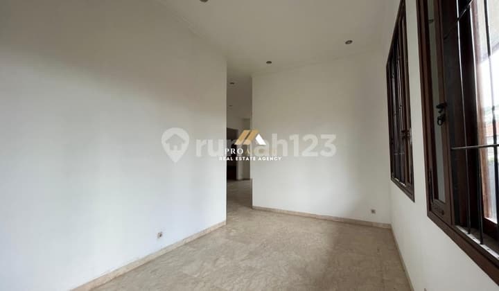 Dijual Rumah Besar Dan Luas di Pusat Kota Bogor Jalan Guntur, Taman Kencana