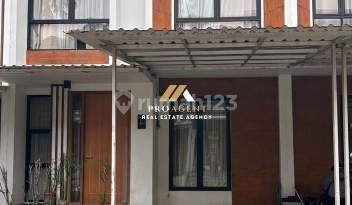 Rumah 2 Lantai yang Super Cantik Dekat dari Universitas Indonesia