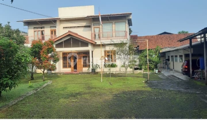Dijual Rumah dan Pabrik SHM di Jalan Batu Gede, Pasir Eurih Bogor