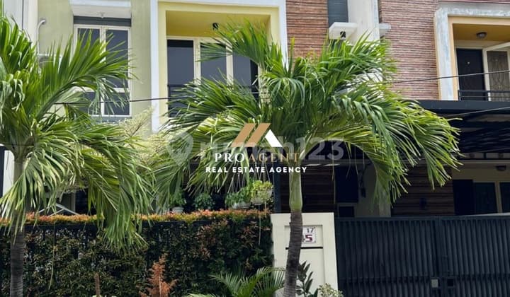 Hunian 2 Lantai Cantik di Kota Harapan Indah, Bekasi - Strategis & Nyaman