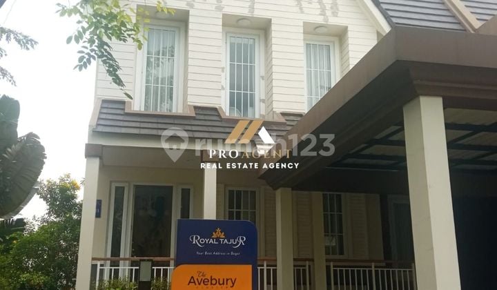 Rumah Sangat nyaman Design American style Corner