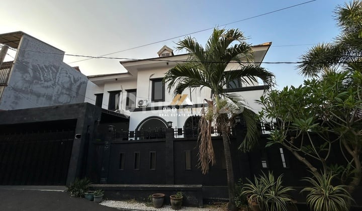 Dijual Rumah Huni Modern American Classic di Cimanggis, Depok