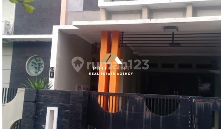 Dijual Rumah 2 Lantai SHM Siap Huni di Griya Nugratama, Cianjur