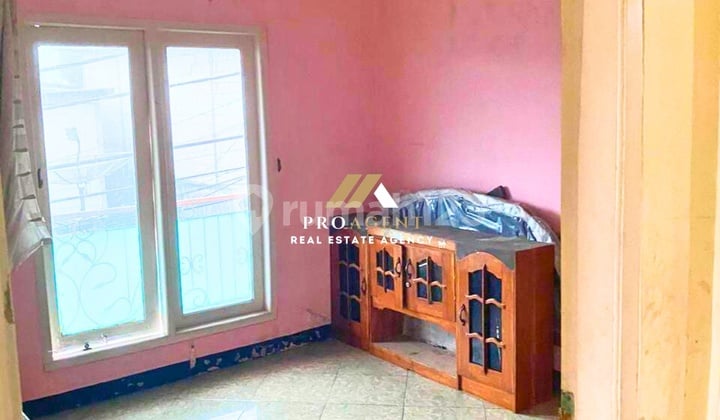 Rumah 2 Tingkat Berlokasi dekat Jalur Puncak Bogor Yang Sejuk