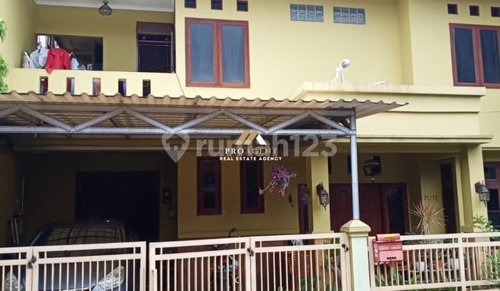 Rumah 2 Lantai Siap Huni Berlokasi Strategis