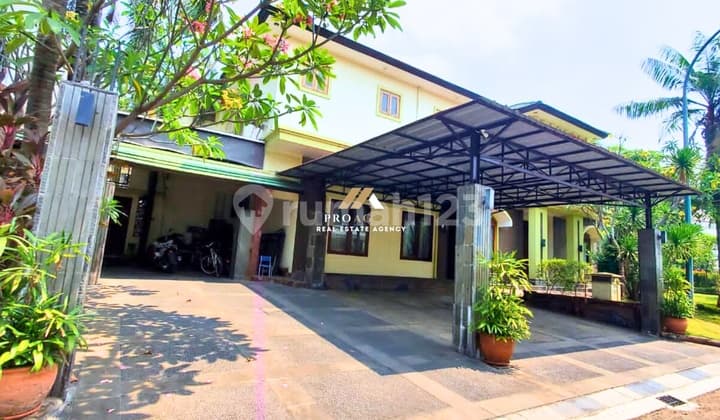 Rumah Siap Huni 2 Lantai - Lengkap dengan Garasi dan Halaman Luas