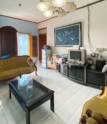 Rumah Nyaman 2 Lt Sadang Serang Sayap Tubagus Ismail Cikutra Dago Bandung